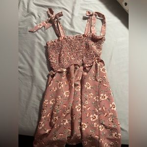 A floral pink dress! Size: small! Perfect for the upcoming spring season!!